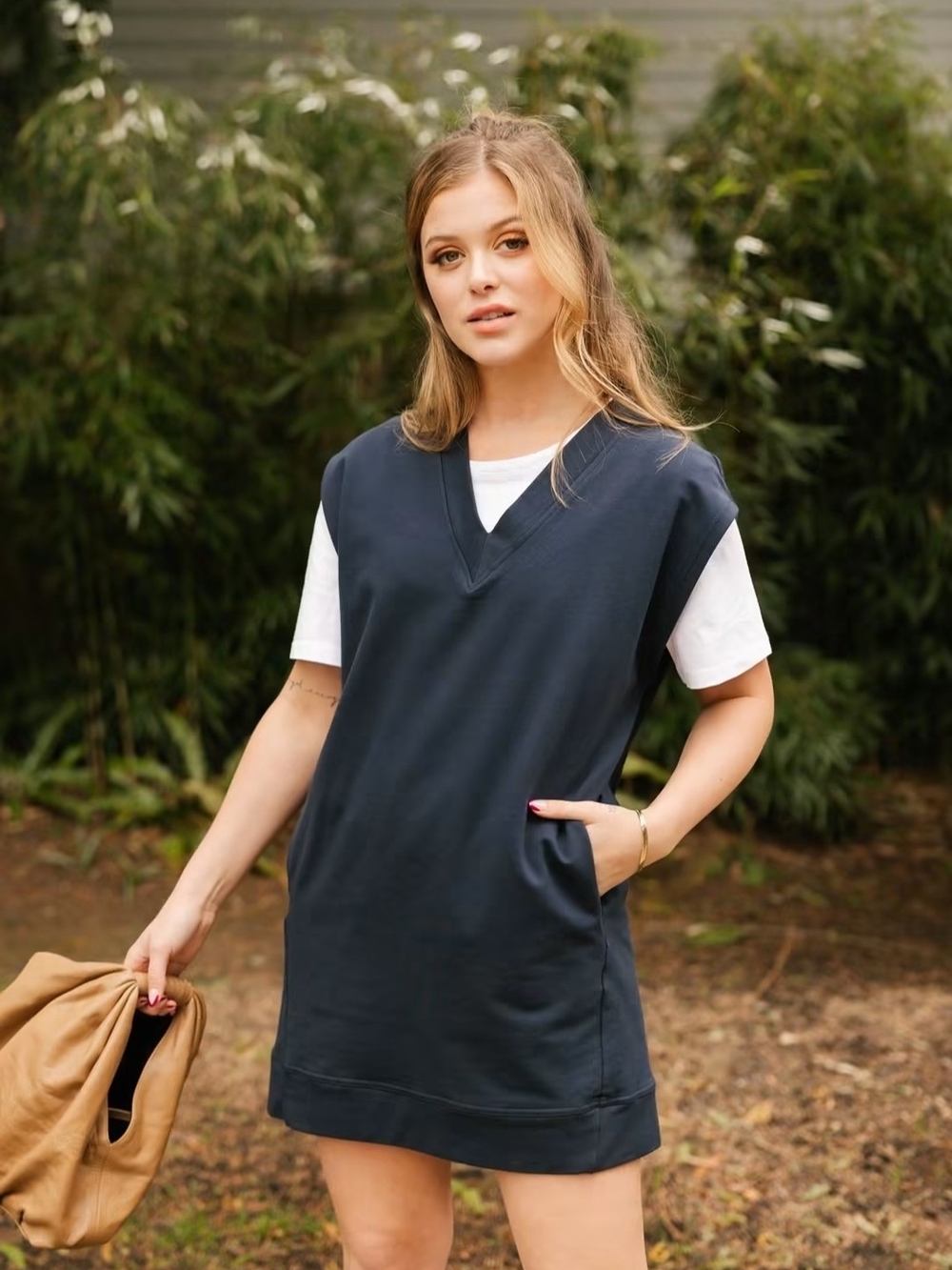 Smash+Trss Navy V-Neck Sleeveless Sweat Tunic Size L